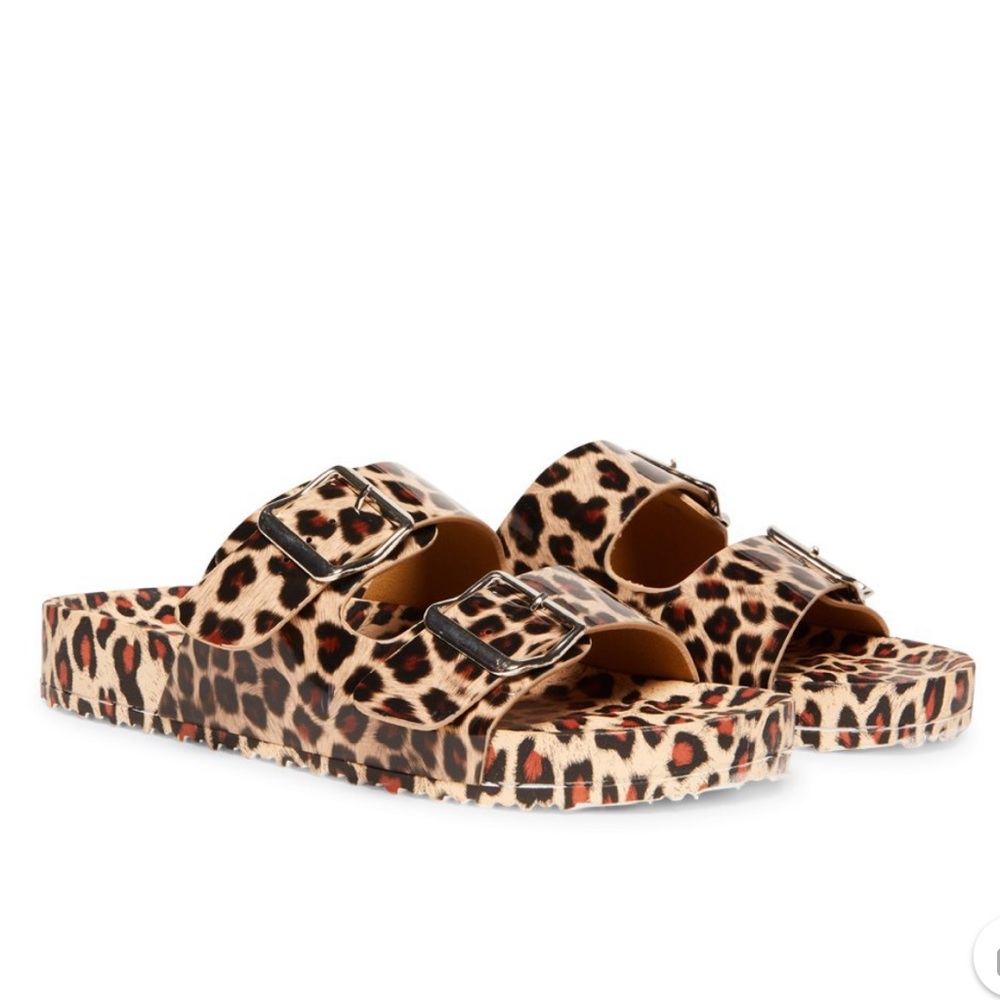 Steve Madden Sz 9 Teddy Leopard Slip On Sandal gently worn